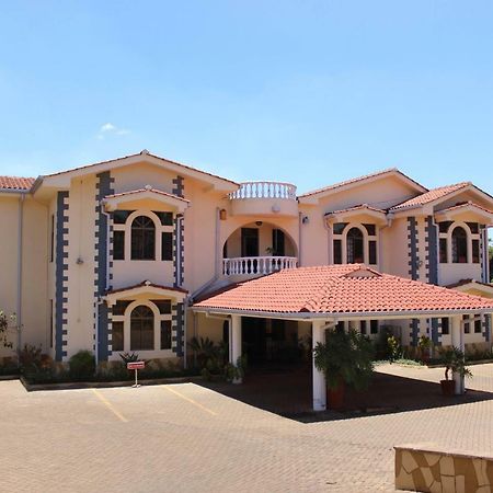 Tara Suites Nairobi Extérieur photo