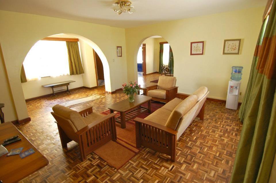 Tara Suites Nairobi Extérieur photo